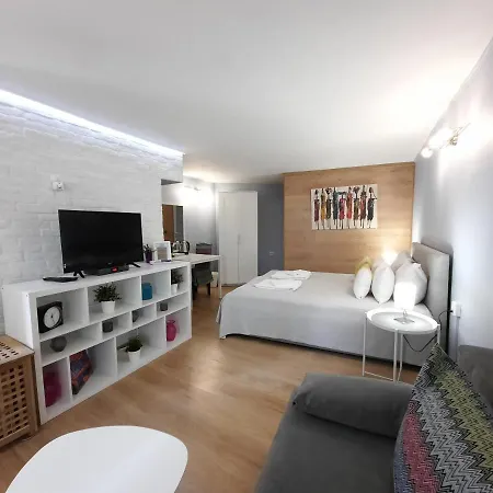 Casa Dea アパートホテル